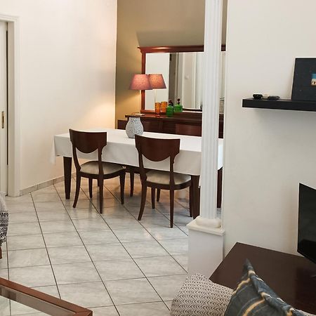 Ferienwohnung Beautiful House In Chalandri Athen Exterior foto